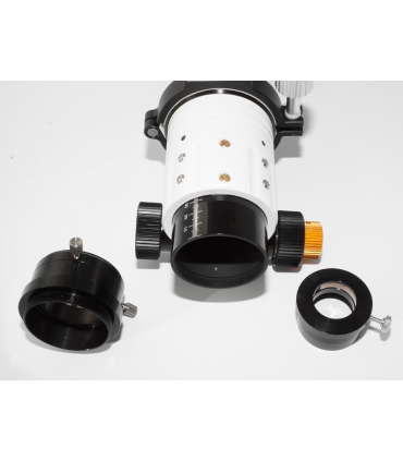 Enfocador de piñón y cremallera TS-Optics de 2,5" con conexión telescópica M82x1